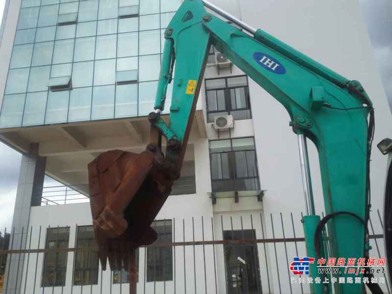 云南出售转让二手3500小时2013年石川岛80NX3挖掘机