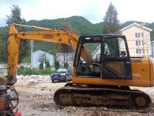 云南出售转让二手8300小时2010年福田雷沃FR150挖掘机