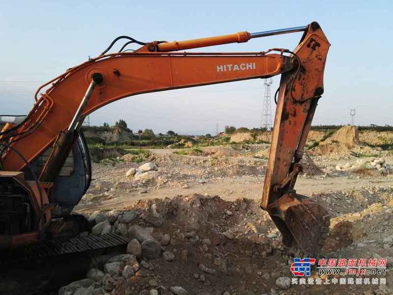 陕西出售转让二手10000小时2002年日立EX225USR挖掘机