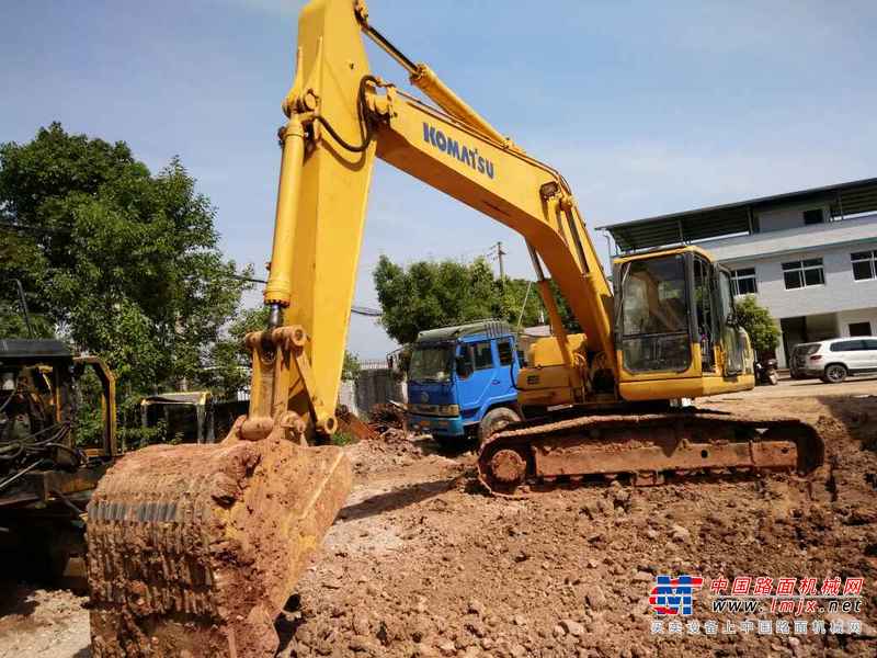 江西出售转让二手9658小时2006年小松PC200挖掘机