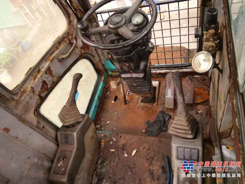 江西出售转让二手5000小时2009年新源机械轮挖65W挖掘机
