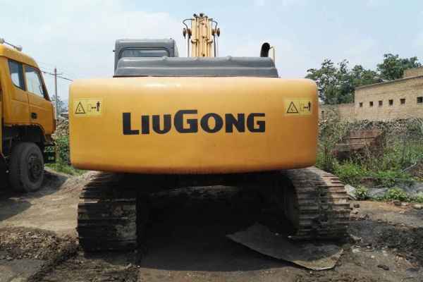 陕西出售转让二手10000小时2006年柳工CLG210挖掘机