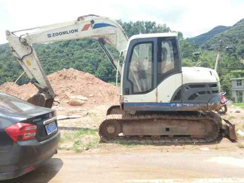 云南出售转让二手5460小时2013年中联重科ZE80E挖掘机