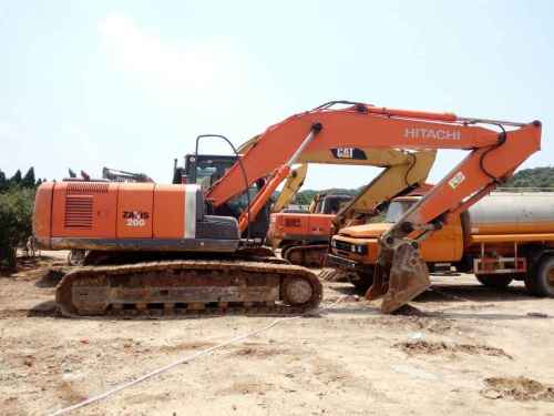 江西出售转让二手12000小时2010年日立ZX200挖掘机