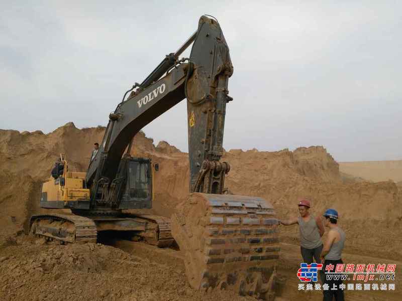 陕西出售转让二手5200小时2012年沃尔沃EC480DL挖掘机