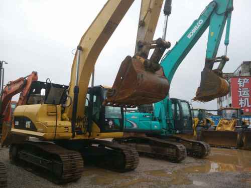 云南出售转让二手6000小时2013年卡特彼勒320D挖掘机