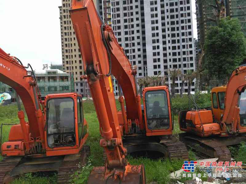 江西出售转让二手4000小时2012年振宇ZY210挖掘机