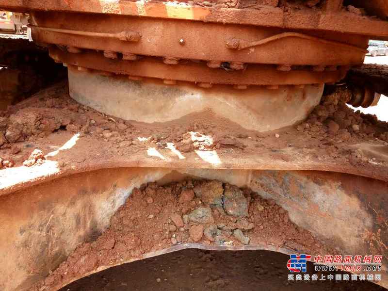 云南出售转让二手8000小时2009年斗山DH225挖掘机