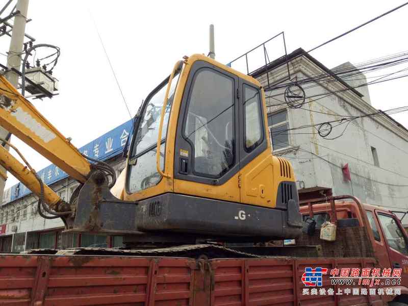 山西出售转让二手8000小时2011年临工LG665挖掘机