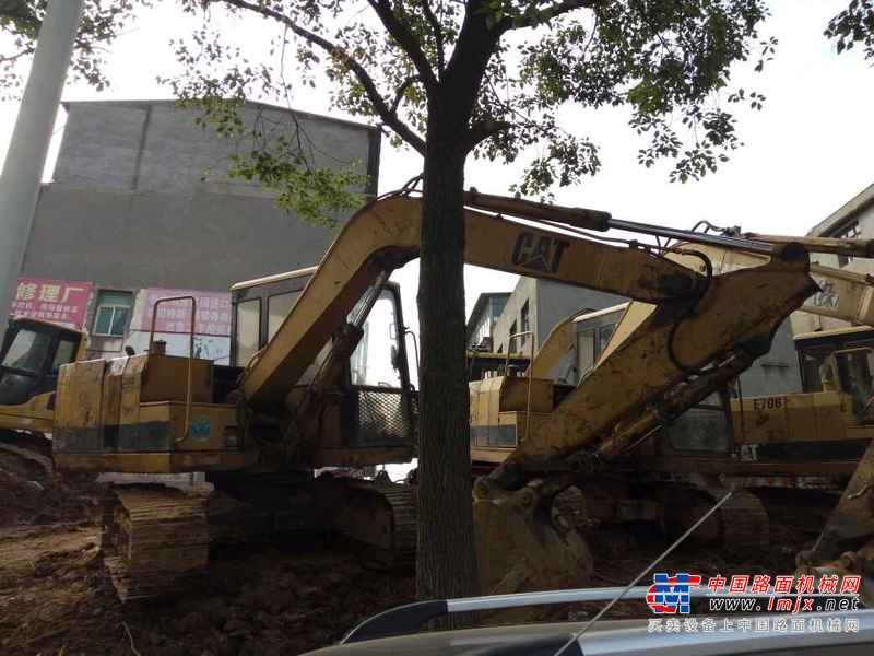 江西出售转让二手19001小时2002年卡特彼勒E70B挖掘机