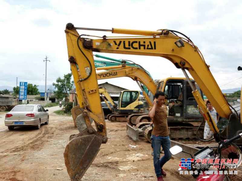 云南出售转让二手3000小时2011年玉柴YC60挖掘机