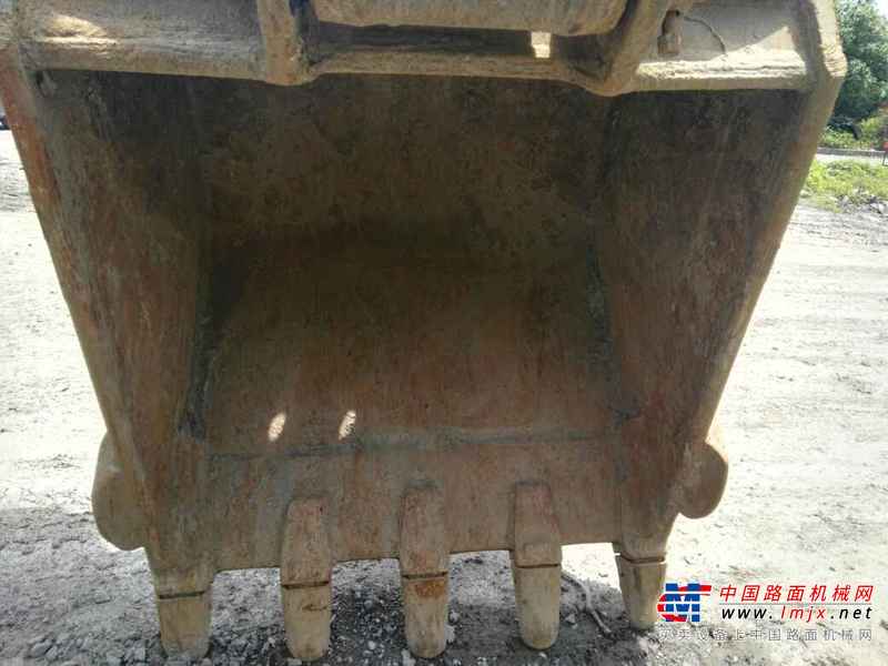 山西出售转让二手5600小时2011年日立ZX240挖掘机