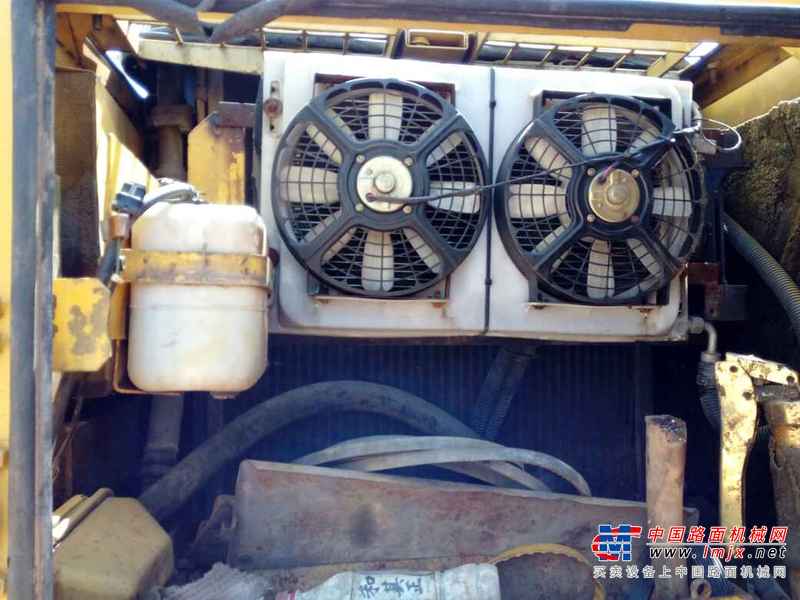 江西出售转让二手12000小时2009年小松PC200挖掘机