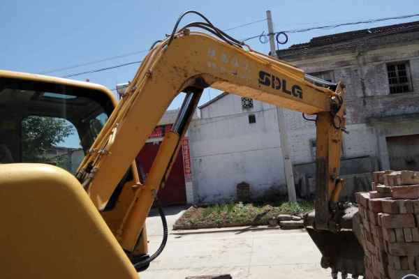 陕西出售转让二手7800小时2012年临工LG685挖掘机