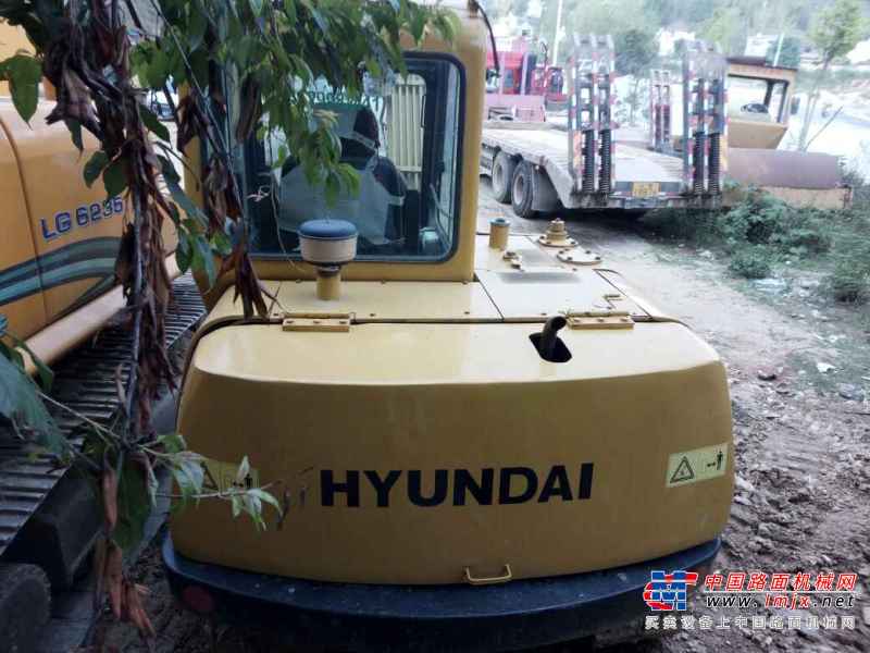 云南出售转让二手4282小时2008年现代R60挖掘机