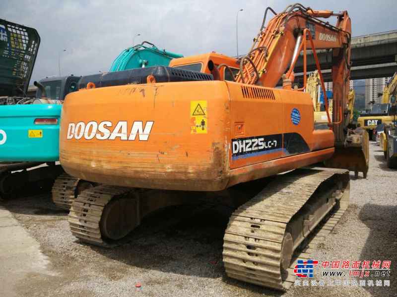 云南出售转让二手5116小时2011年斗山DH225挖掘机