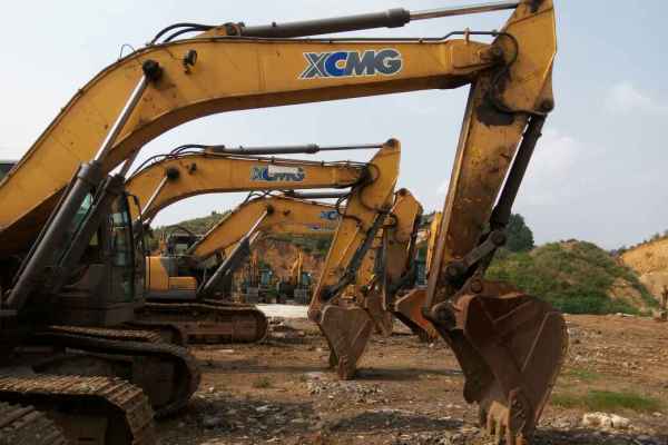 贵州出售转让二手6000小时2013年徐工XE265C挖掘机