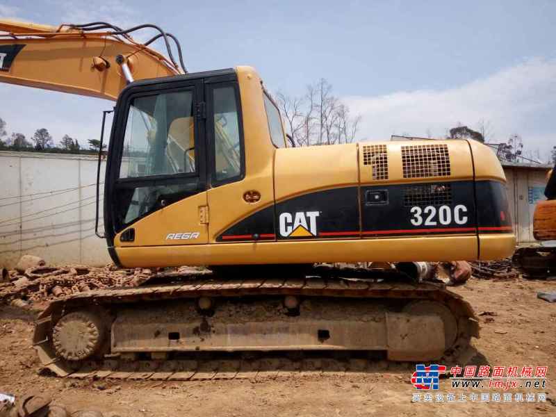 云南出售转让二手12000小时2006年卡特彼勒320C挖掘机