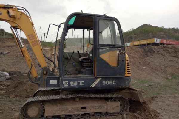 山西出售转让二手4300小时2011年柳工CLG906C挖掘机