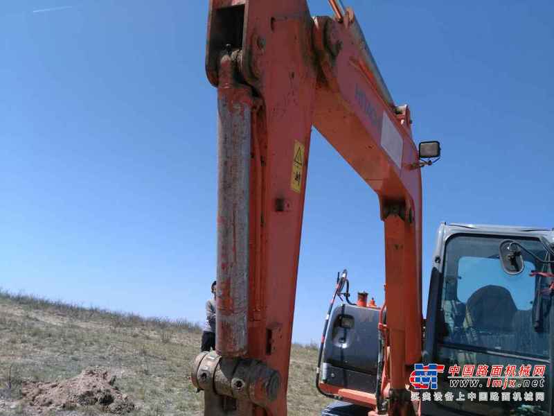 山西出售转让二手3000小时2013年日立ZX70挖掘机
