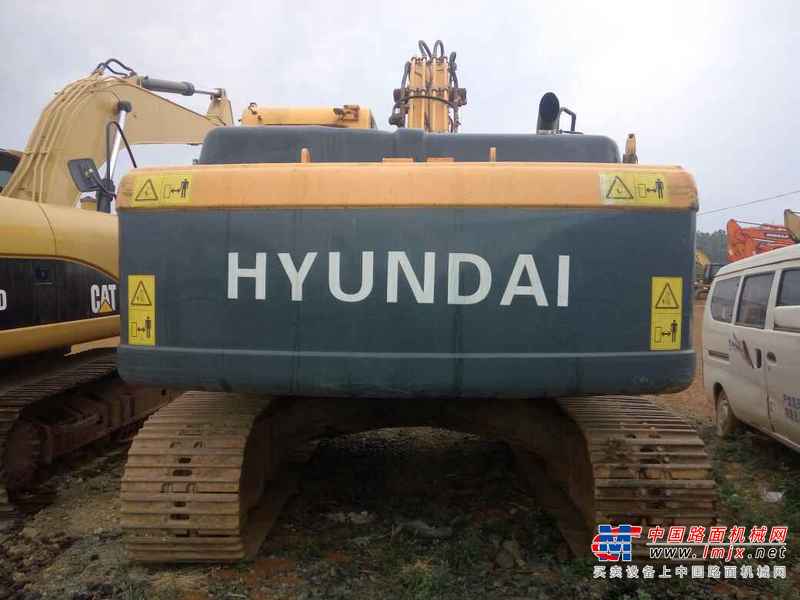 云南出售转让二手6000小时2011年现代R225LC挖掘机