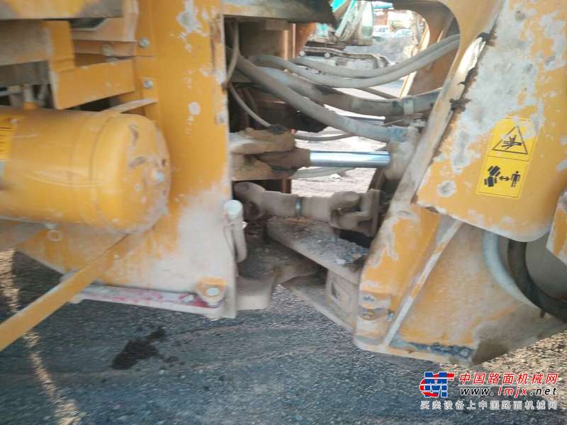 山东出售转让二手2300小时2015年柳工CLG855装载机