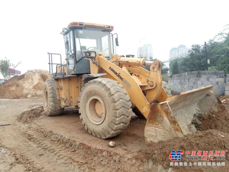 山西出售转让二手4000小时2009年龙工LG855装载机