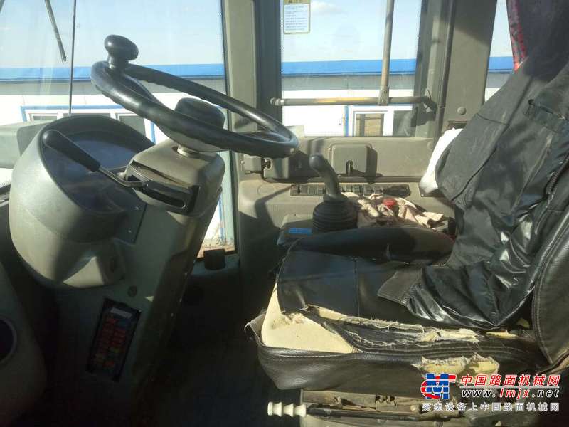 黑龙江出售转让二手5600小时2011年临工LG956L装载机