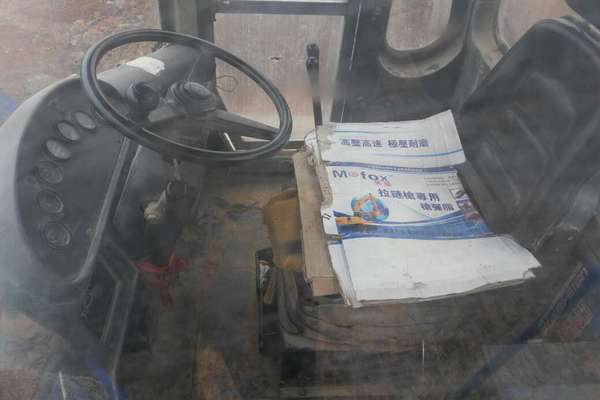 山西出售转让二手6800小时2009年龙工LG855装载机