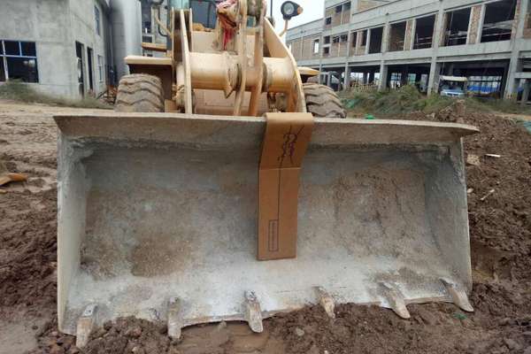 陕西出售转让二手3200小时2011年柳工CLG836装载机