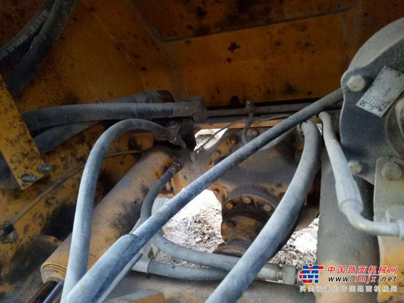 黑龙江出售转让二手5000小时2011年徐工LW300F装载机