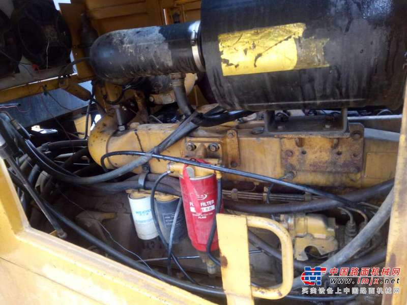 辽宁出售转让二手3000小时2011年山工SEM650装载机