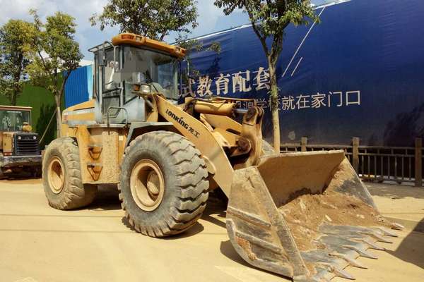 江西出售转让二手8000小时2011年龙工LG850D装载机