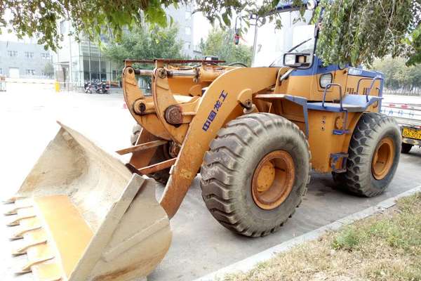 辽宁出售转让二手4000小时2009年龙工LG850装载机