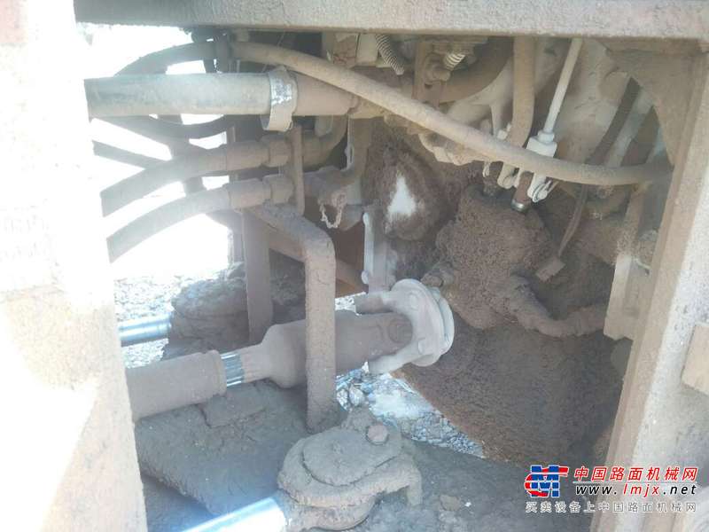 山东出售转让二手2000小时2010年山工SEM616B装载机