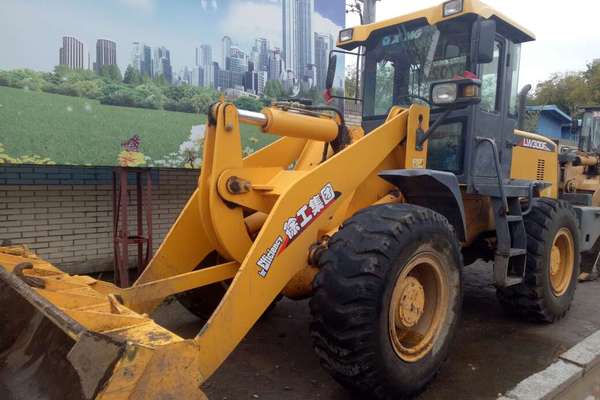黑龙江出售转让二手5000小时2011年徐工LW300F装载机