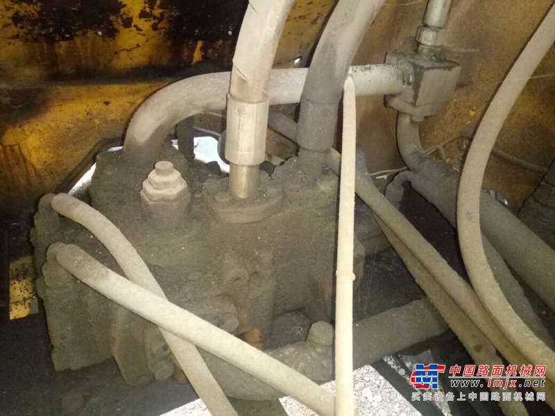 吉林出售转让二手4322小时2010年徐工ZL50G装载机