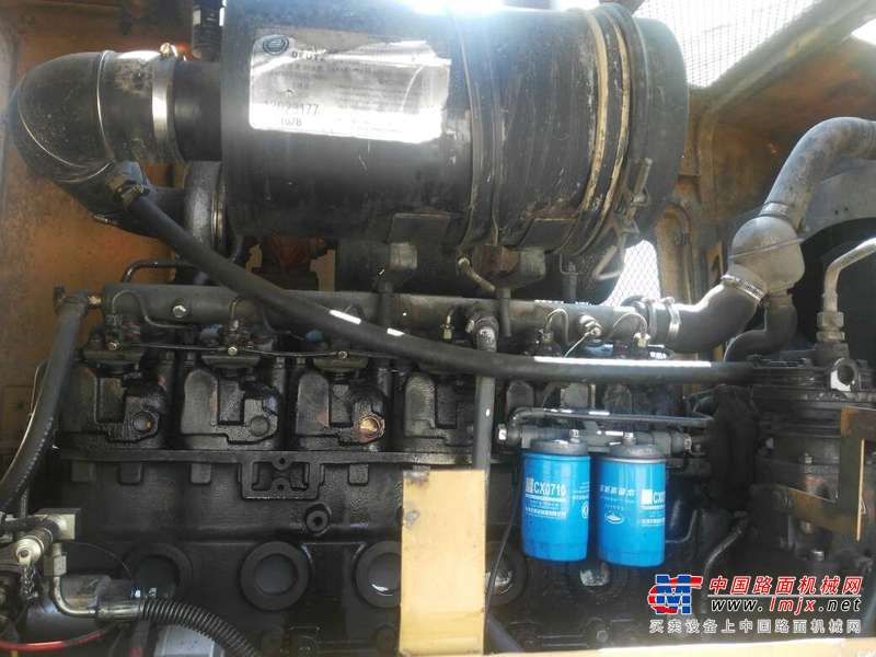 山西出售转让二手4500小时2014年山工SEM630B装载机