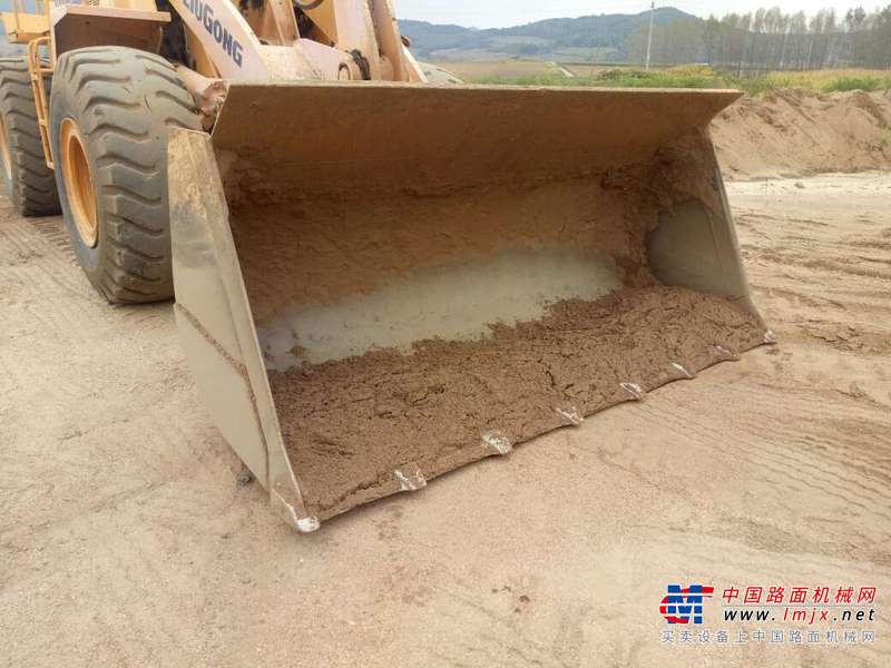 吉林出售转让二手2556小时2010年柳工ZL50C装载机