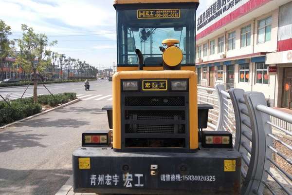 山西出售转让二手2000小时2013年宏宇918装载机