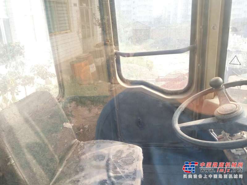 山西出售转让二手3000小时2011年龙工LG816装载机