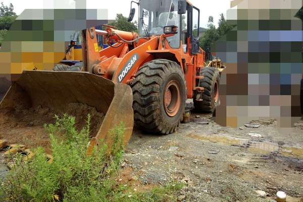 贵州出售转让二手5800小时2013年斗山DL503装载机