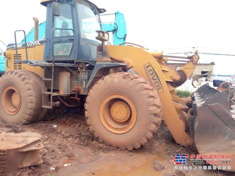 云南出售转让二手4362小时2011年福田雷沃FL953H装载机