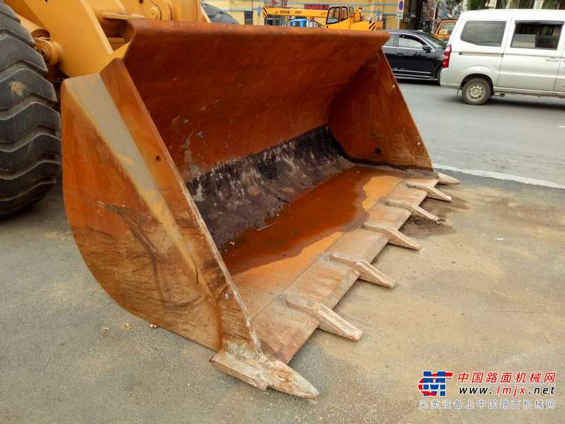 辽宁出售转让二手2000小时2012年龙工LG855B装载机