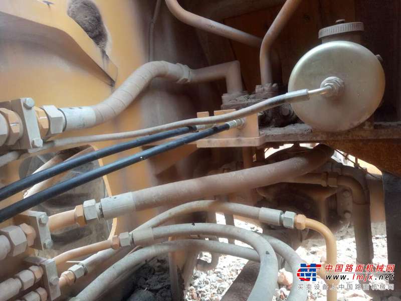 云南出售转让二手3202小时2012年龙工LG855B装载机