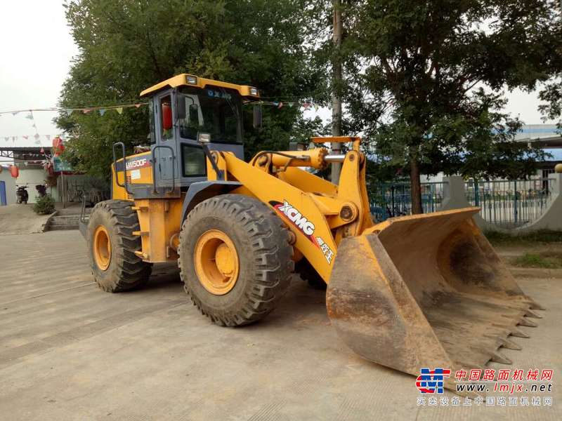 陕西出售转让二手4100小时2010年徐工LW500F装载机