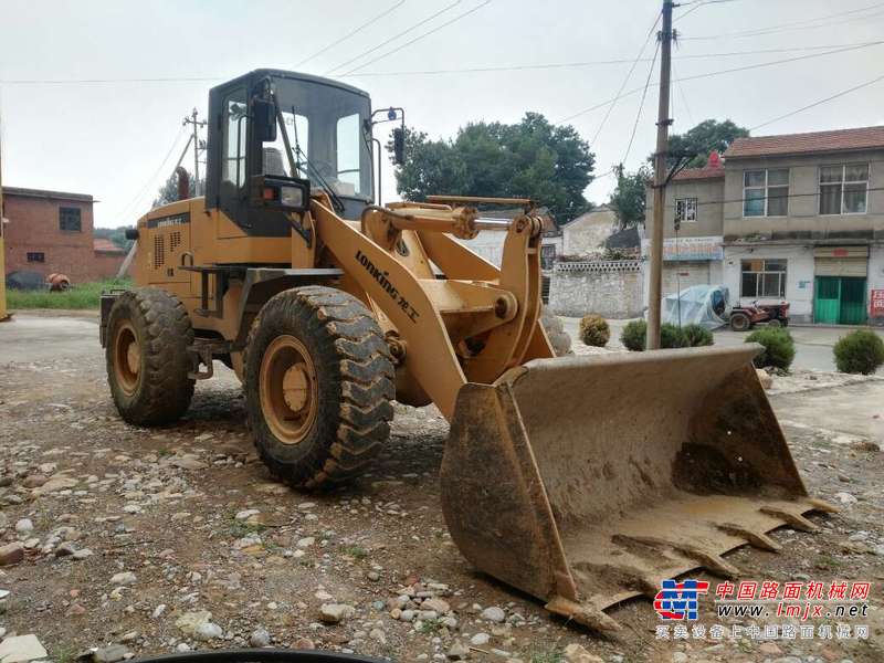 山西出售转让二手3800小时2010年龙工LG833装载机