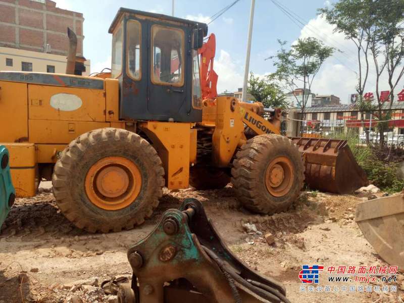 云南出售转让二手6852小时2009年柳工CLG855装载机
