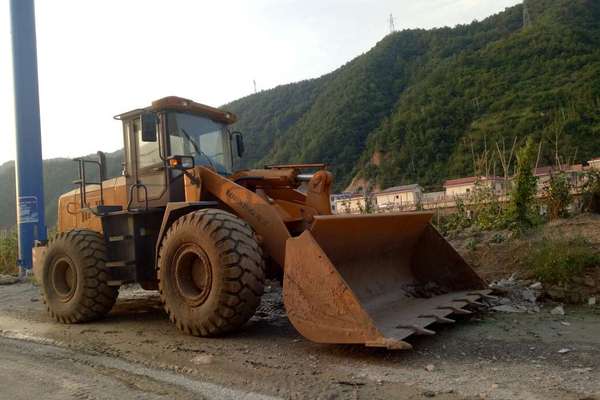 陕西出售转让二手1700小时2015年龙工LG855N装载机