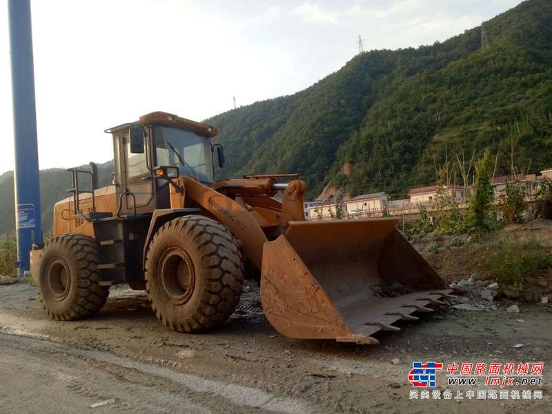 陕西出售转让二手1700小时2015年龙工LG855N装载机